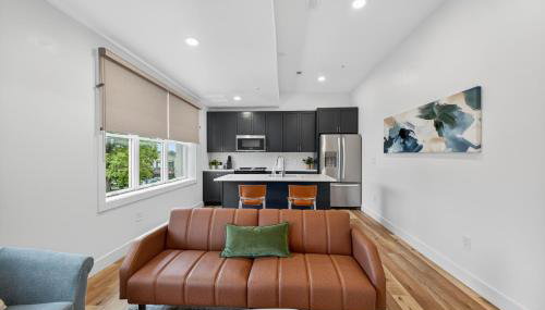 Stylish Downtown Unit with Historic Charm apts - Foto 3