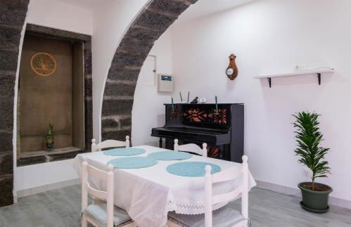 Castanheiro's Place - Photo 16