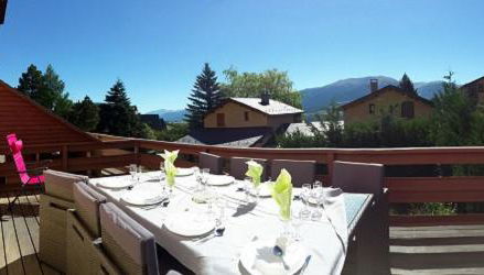 Résidence Campredon - Décoration typique - 25m2 de Terrasse aménagée plein sud avec vue panoramique - Internet - Jardin - Parking - Navette - Linge et Ménage en options payantes - Foto 4, Garden, Garden view