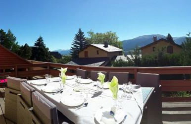 Résidence Campredon - Décoration typique - 25m2 de Terrasse aménagée plein sud avec vue panoramique - Internet - Jardin - Parking - Navette - Linge et Ménage en options payantes - Foto 4