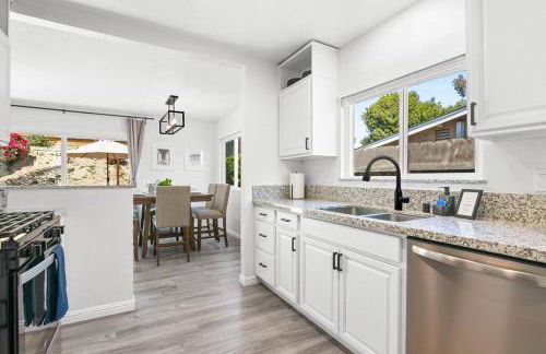 Oceanside Oasis - King Bed, Pet Friendly, Fire Pit - Foto 15