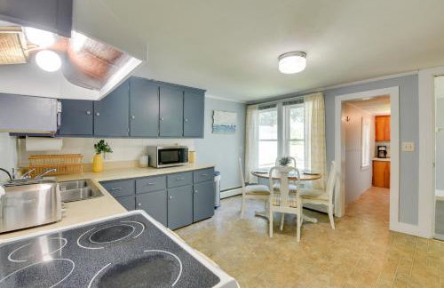 Lakefront Retreat with Shared Dock and Fire Pit! - Foto 9