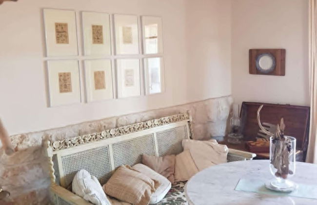 Charming Country Cottage by the sea one Minute - Photo 6