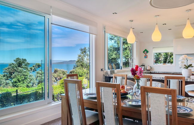 Elegant Sea-View Villa on the Northshore - Photo 18