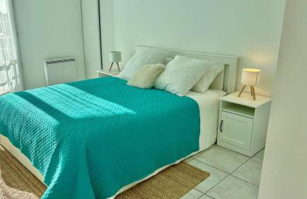 Juana YourHostHelper - Photo 3