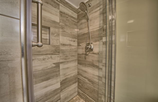 Astonishing Oceanfront Condo with Oversized Balcony to Enjoy Amazing Gulf View - Unit 0204 by RedAwning - Foto 43