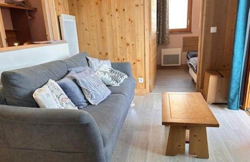 Appartement 3 pièces 6 pers. - Pied des pistes avec piscine, sauna et animaux admis - FR-1-330-396 - Foto 1