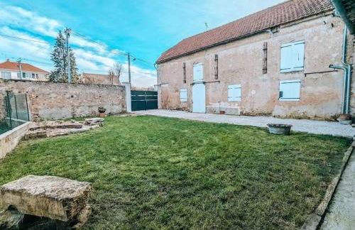 Maison avec cour et parking clos - Foto 6