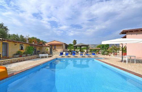 Villa in Sicily with Private Pool & Garden - Foto 1