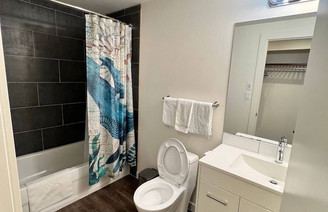 Dt 1bed 1bath Cozy Suite 8 Min Walk To Arena - Photo 7