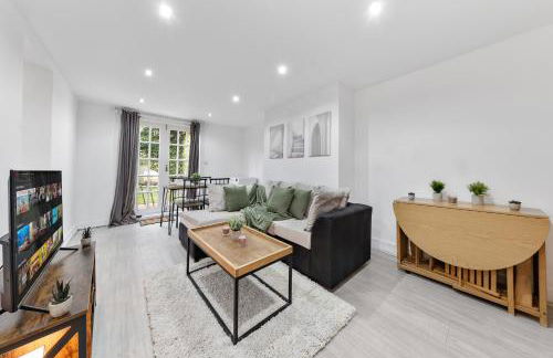 Urban Hideaway, Private Garden, 2 Mins to Station - Foto 9