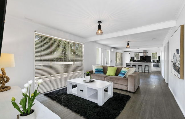 Beauty AND THE Peace - Inlet Side - Photo 8