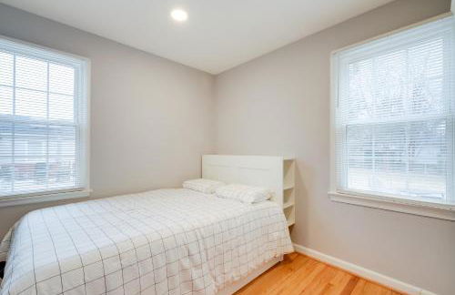 DC Area Home about 1 Mi to Metro WFH Friendly! - Foto 15