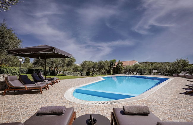 Villas Lefkothea - Photo 39