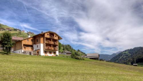 Ciasa Medalghes - Photo 2