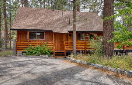 3mins to Lake, 5mins to Skiing Updated 4bdr Cabin Avalon Pines by Avantstay - Photo 45