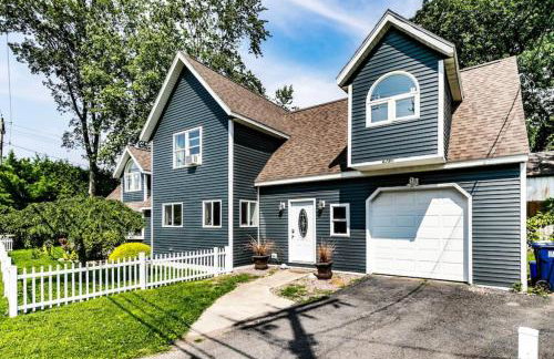 Blue Heron Family Home by Sylvan Beach Sleeps 12 - Foto 1