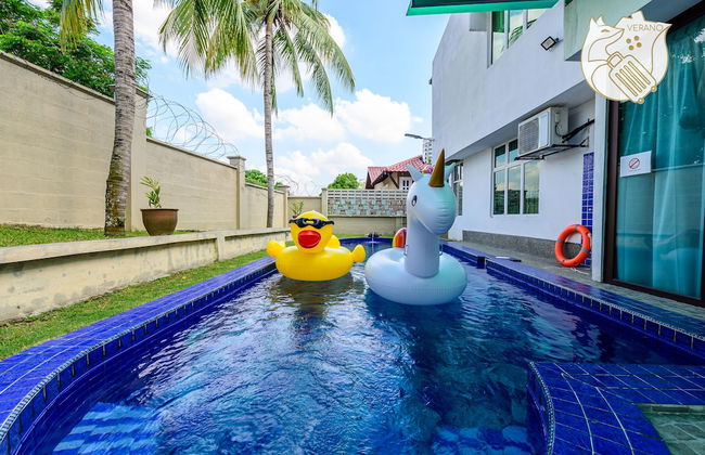 6BR Ampang Pool Villa 26P with Garden - Foto 1