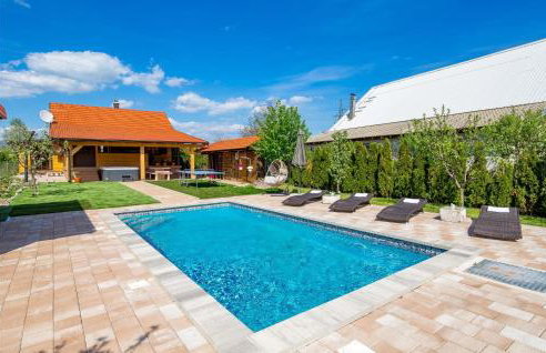 Gorgeous Home In Lovinac With Sauna - Foto 14