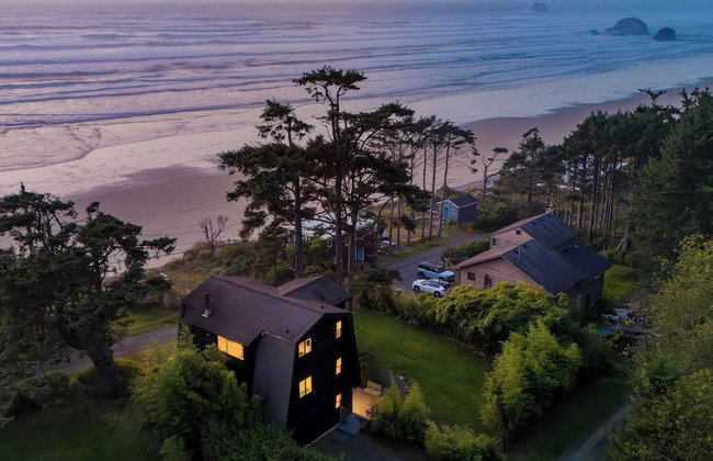 Stunning Ocean Views, Steps to Beach Tranquil Retreat Cove Keep by Avantstay - Foto 97