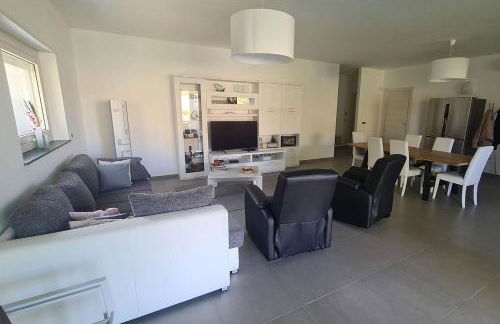 Villa con piscina - Foto 9