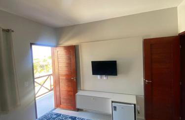 Sunshine Chalet - Luxury Stay in Santo Amaro - Pools, BBQ & AC - Foto 17