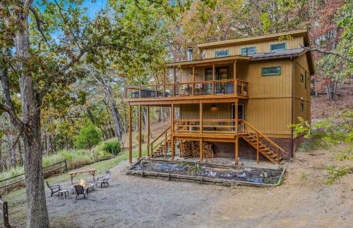 Camp Dancing Bears - Wifi, Riverfront, Pet Friendly, Fire Pit, Grill, Deck, Fishing, Games, Fireplace, King Bed - Photo 26