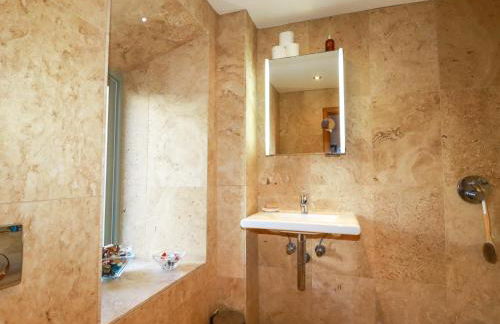 Kerslake House - Photo 27