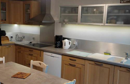 Le Mas des Cigales avec parc et grande piscine - Foto 18