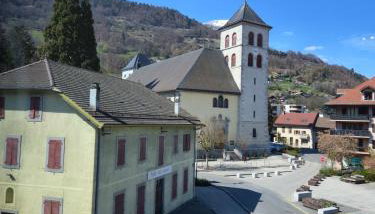 Appartement atypique au cœur de Sallanches - Foto 3