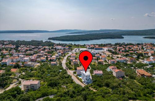 Luxury apartment Marco Polo with a private swimming pool with salt sea water - Foto 7