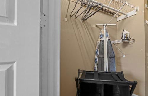 Modern 2BRM 2BATHRM Condo Near Everything in Augusta - Foto 33