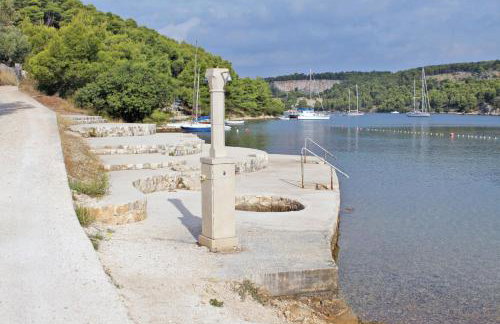 Apartments by the sea Bobovisca na Moru, Brac - 11883 - Foto 4