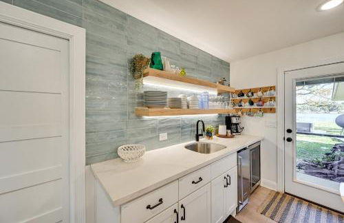 Modern, Spacious! Lake Buchanan Retreat with Hot Tub - Foto 11