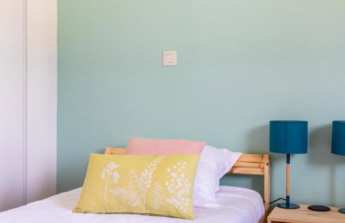 Pieds Dans L'eau Madame est Servie - Foto 15