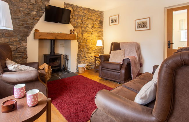 Lovely 3-bed Cottage in the Quiet Hamlet of Horeb - Foto 1