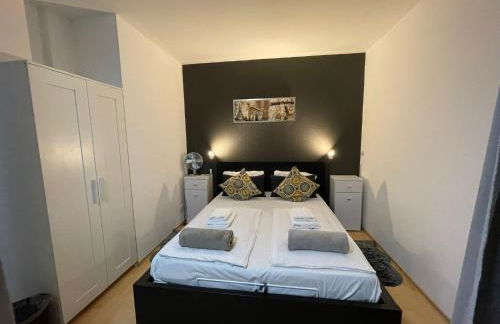 City West Studios - Photo 1