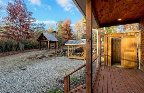 Stunning Cottage Rental Ideal for a Family to Go Glamping in Georgia - Photo 28