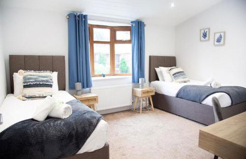 Stunning 3 Bedroom Lodge With Hot Tub in York - Foto 12