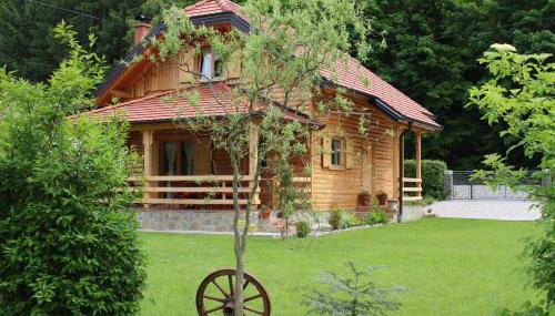 Drvena Hižica - Foto 1