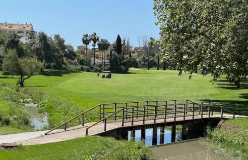 Tu descanso en Marbella, relax, golf y playa - Photo 18