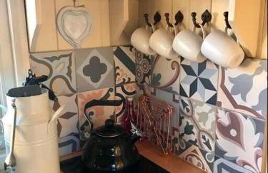 The Humble Hut - Photo 12