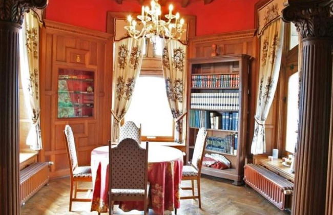 Live Your Dream at This Castle in the City of Spa - Foto 27