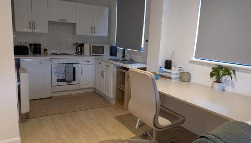 Studio Apartment - Iver Heath - Photo 3
