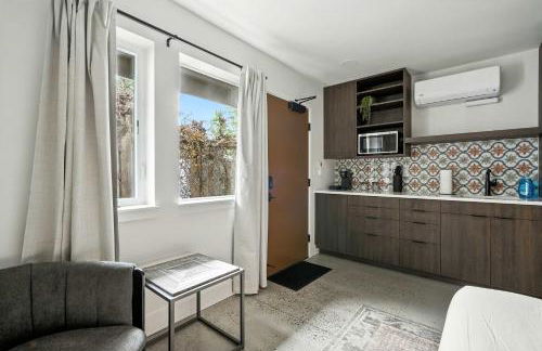 Kerns 6BR - New Spanish Style Group Stay - Photo 58