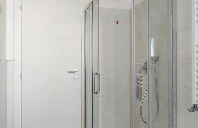 Modern Flat - via Crimea 25 - Foto 15