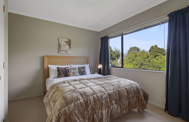 Spacious Family Home -Fully Fenced Yard - Foto 5