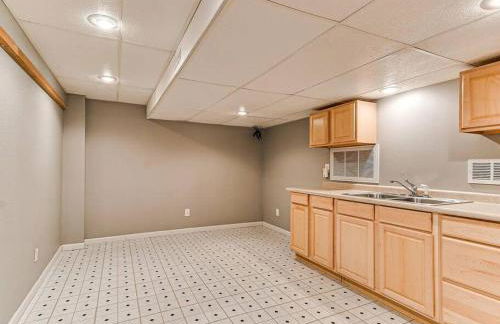 Parkside Getaway- Spacious Six Bedroom Home for Families & Friends - Foto 47