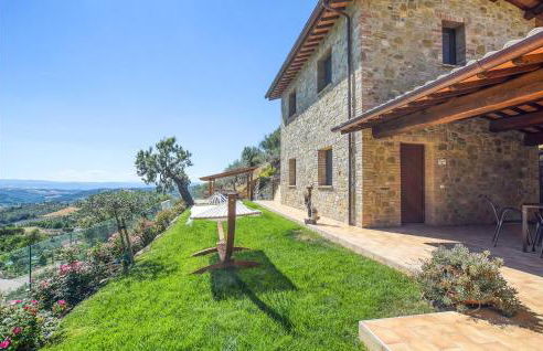 Lovely Home In Gualdo Cattaneo - Foto 1