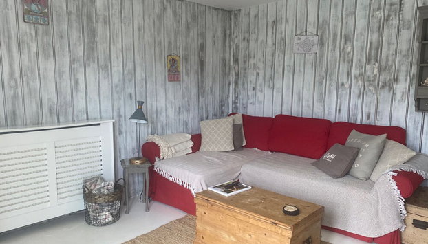 Isle 2-bed Retreat- Sleeps 4, Garden & Games Room - Foto 2, Imagem principal